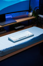 Load image into Gallery viewer, Blue Bunny PBT Keycaps