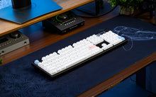 Load image into Gallery viewer, GMK104 100% Wireless Mechanical Keyboard
