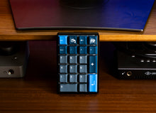 Load image into Gallery viewer, K21 Wireless Numpad
