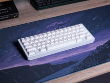 Load image into Gallery viewer, WS GR Irish PBT Keycaps
