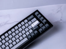 Load image into Gallery viewer, Keychron Q65 65% Mechanical Keyboard
